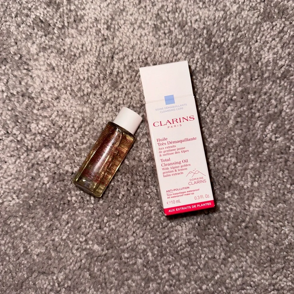 NWT clarins skincare mini total cleaning oil